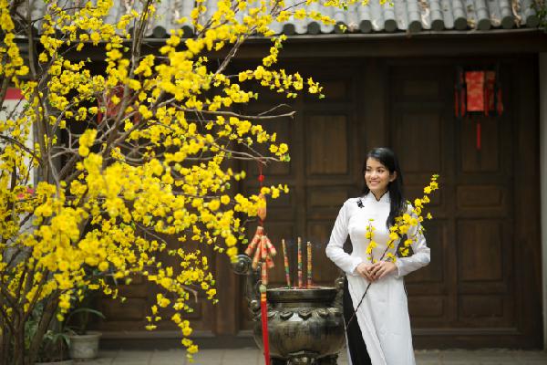 New Year's Story - How to Stay Healthy When spring travel, Temple Ceremony