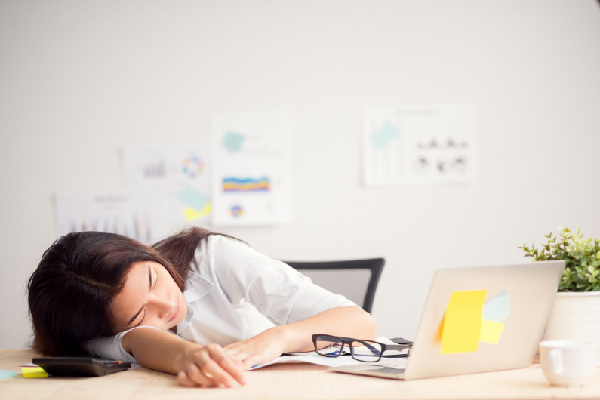 RELIEVE FATIGUE AND PRESSURE FOR A BUSY YEAR-END DAY